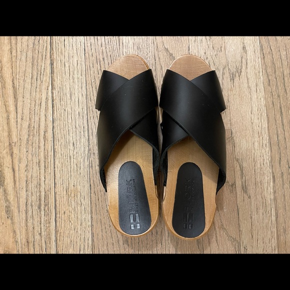 BJORK Swedish Comfort 
Women's EEVI Criss-Cross Leather Wooden Clog Sandals - Picture 2 of 6
